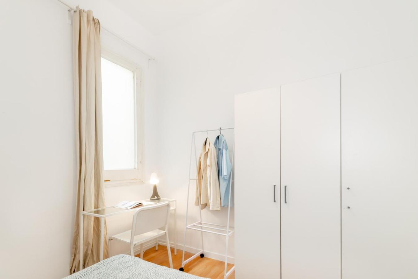 Balmes Private Rooms Barcelona Exterior foto