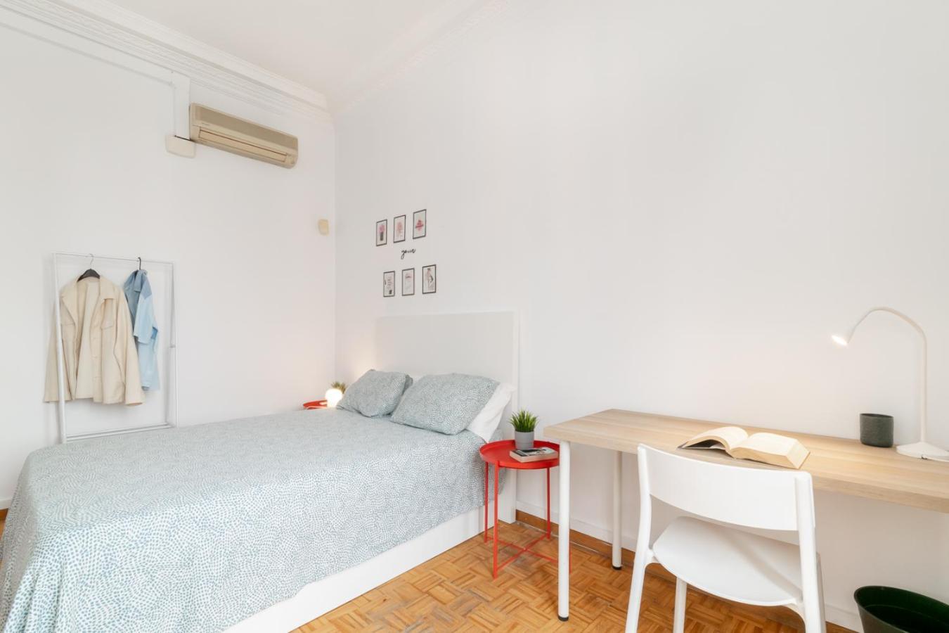 Balmes Private Rooms Barcelona Exterior foto