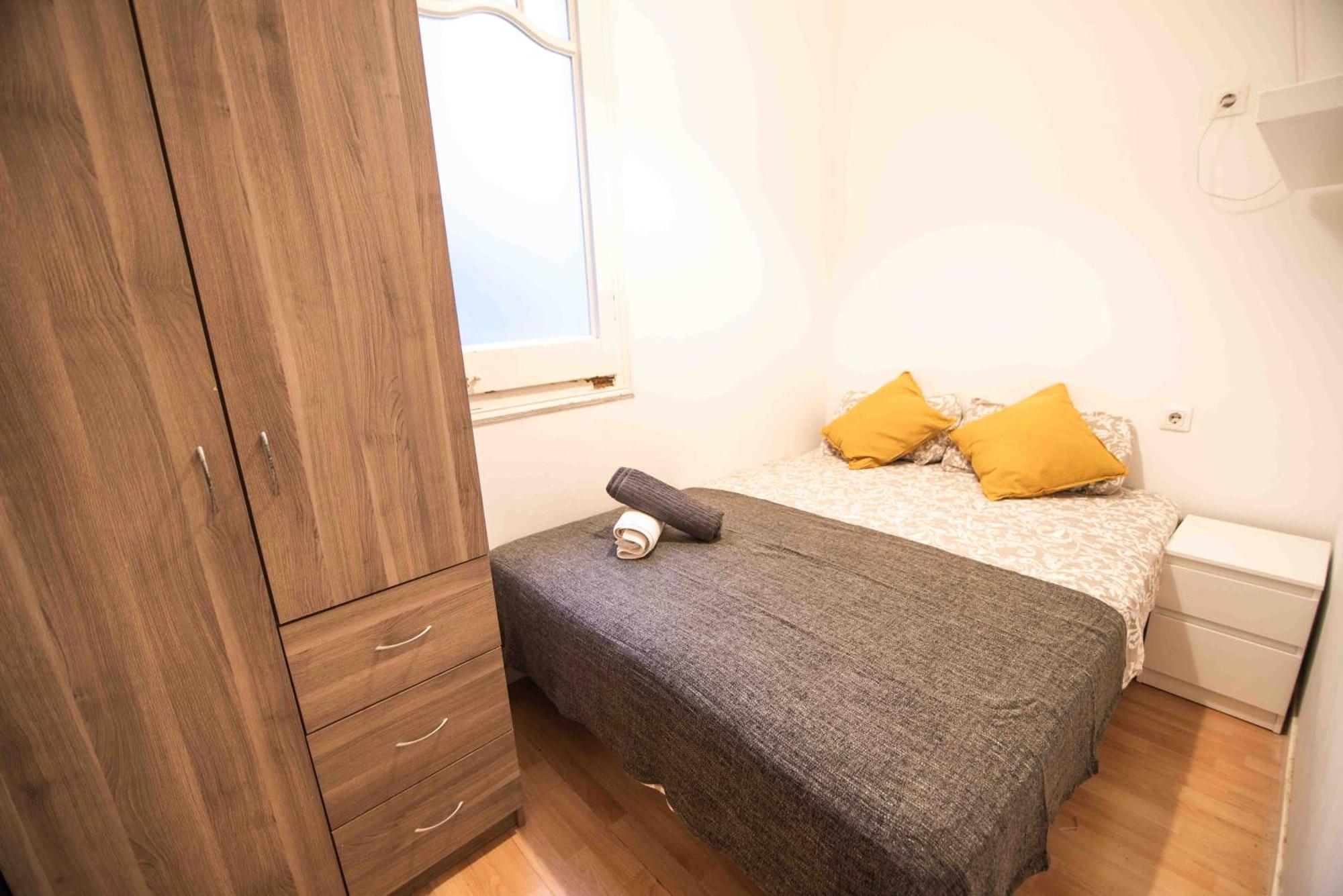 Balmes Private Rooms Barcelona Exterior foto